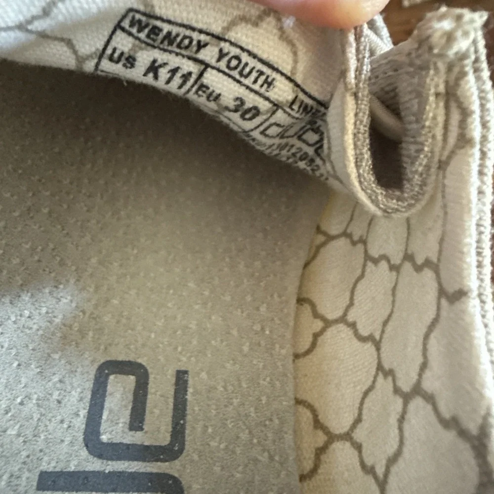 Hey Dude Wendy Youth Linen Beige Slip-On Shoes Unisex Kid's Size 11 K11 NWT